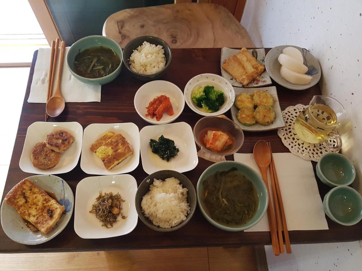 Hotel Siwoowadang Gyeongju Esterno foto