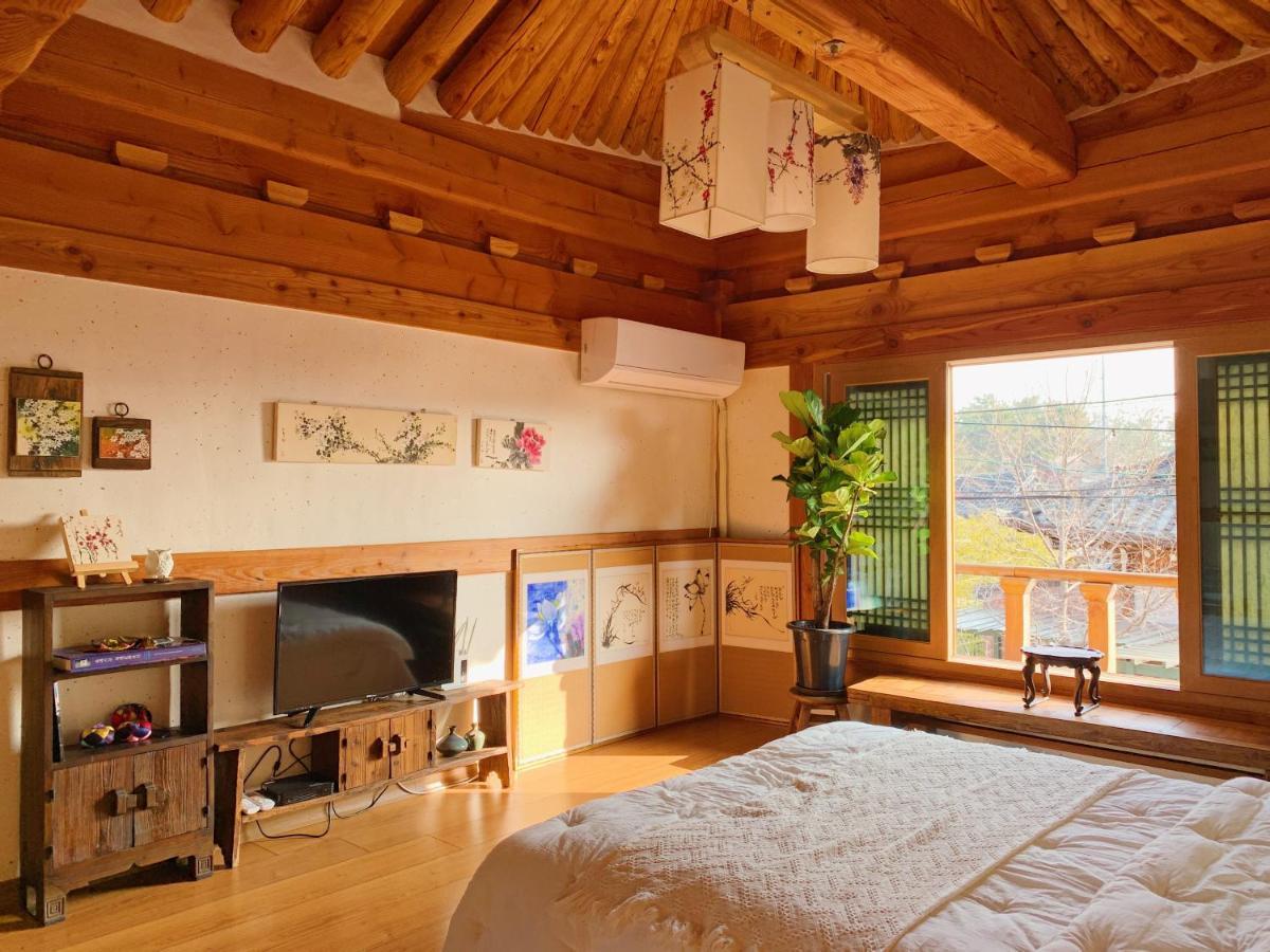 Hotel Siwoowadang Gyeongju Esterno foto