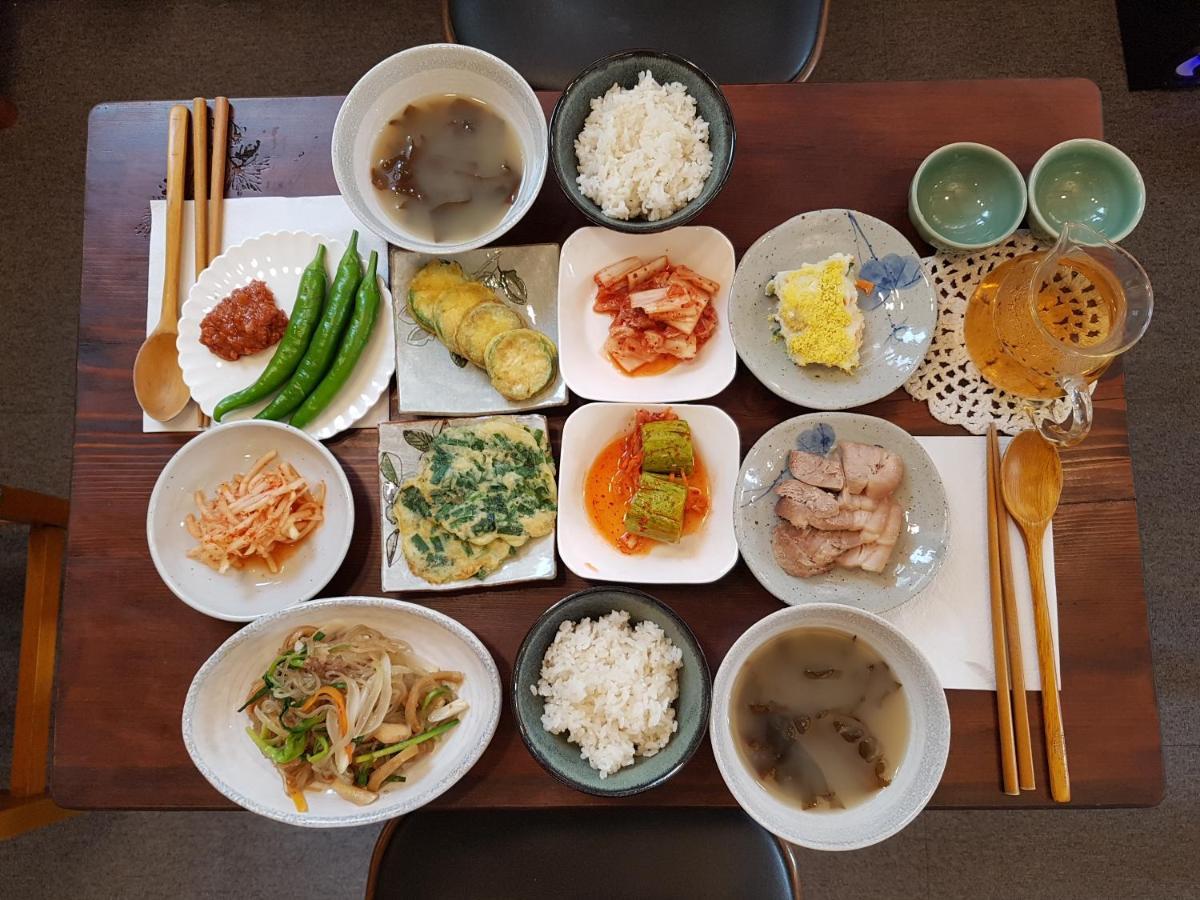 Hotel Siwoowadang Gyeongju Esterno foto